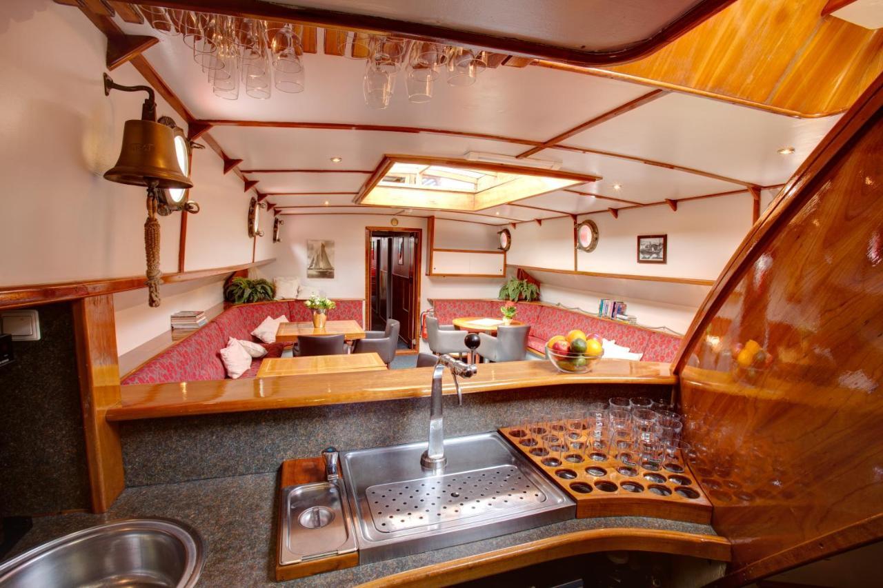 Panta Rhei Boatique Hotel Амстердам Экстерьер фото